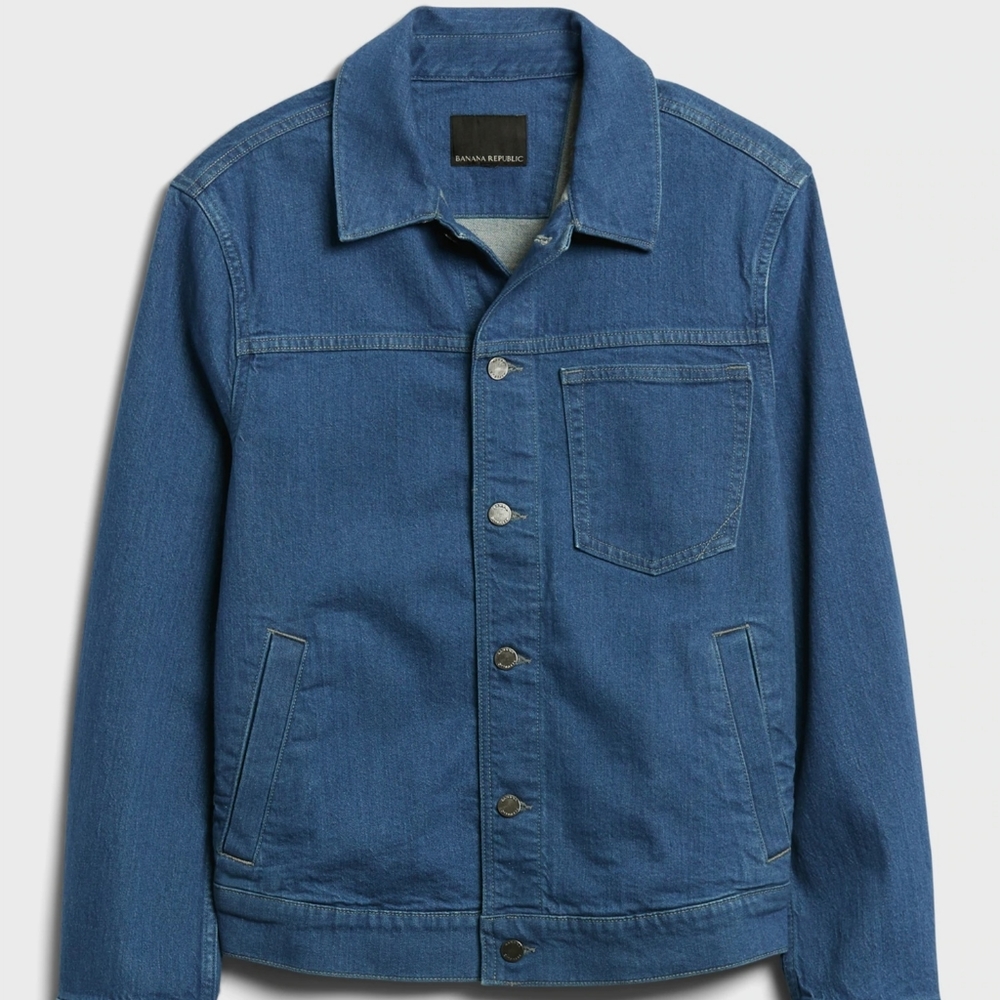 Banana Republic Denim Trucker Jacket Large NWT